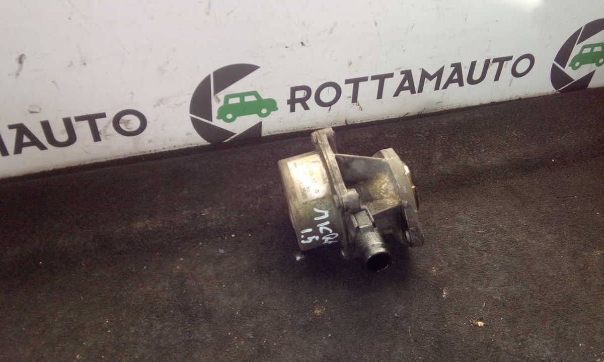 Pompa Vuoto PIERBURG 8200113585 Usato