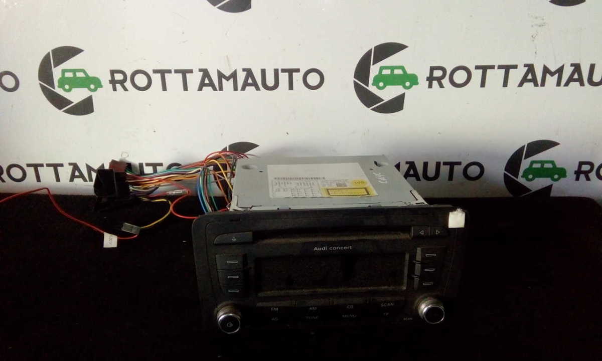 Autoradio 8P0 035 Usato