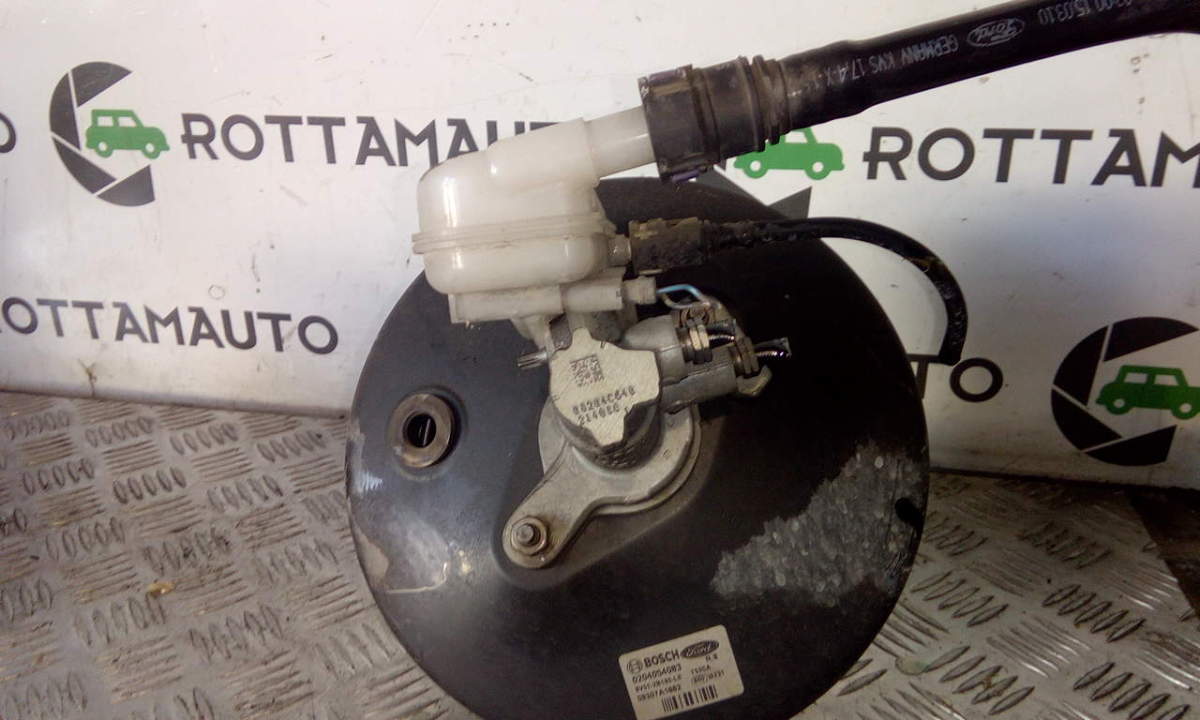 Servofreno BOSCH 0204054083 Usato