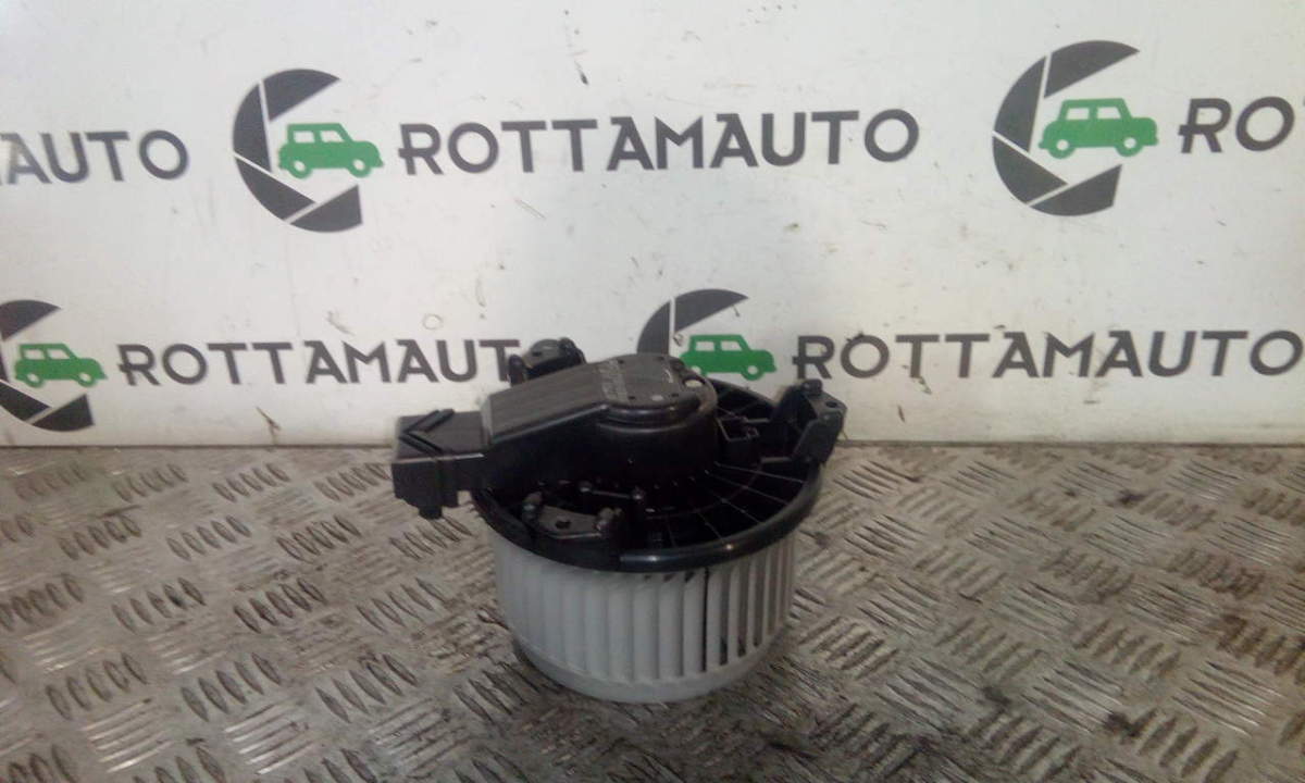 Motorino Ventilazione Abitacolo AV2727000311 Usato