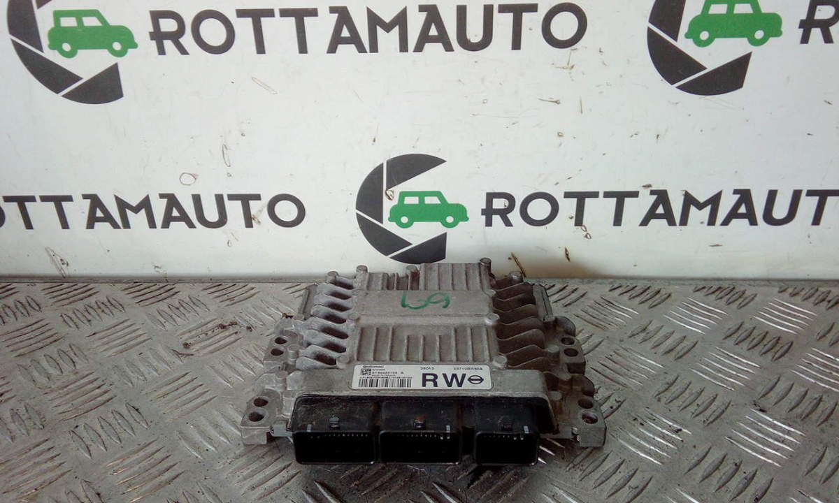 Centralina Iniezione S180033108A 23710BR30A Usato