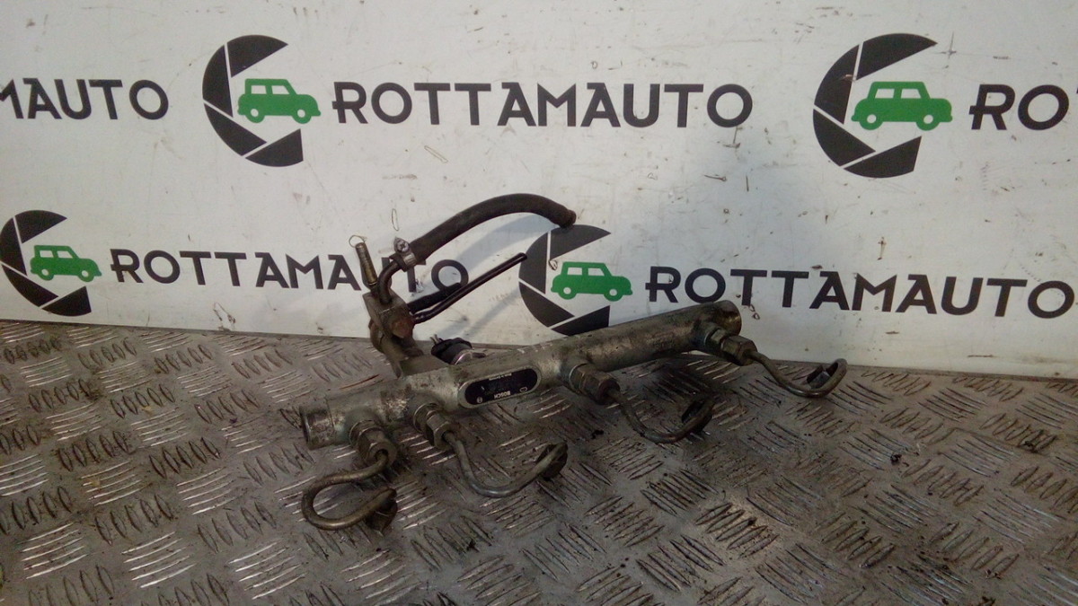 Tubazione Rigida Iniettori 0445224002 0281002405 Usato