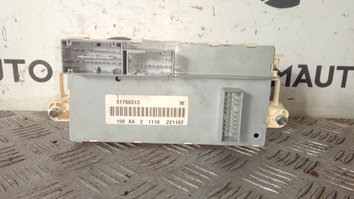 Miniatura 4